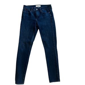 GAP 1969 True Skinny Blue Jeans. Size 26R. Great Condition!